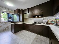 Blk 712 Hougang Avenue 2 (Hougang), HDB Executive #597138731